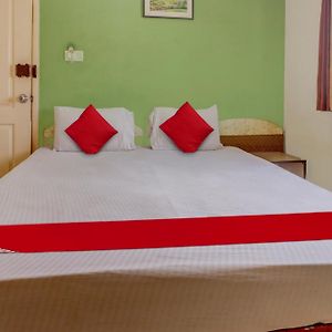 Chambre Standarde Lit Queen-Size